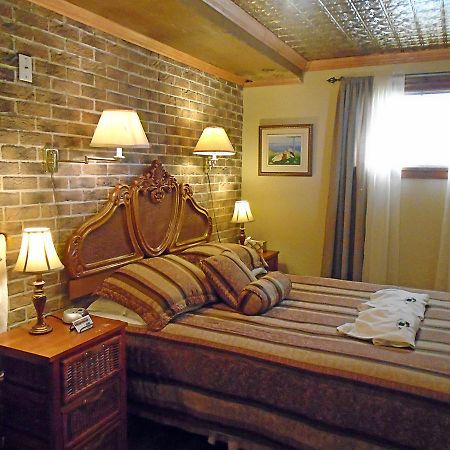 Gite La Halte Du Verger Bed And Breakfast Рив'єр-дю-Лу Екстер'єр фото