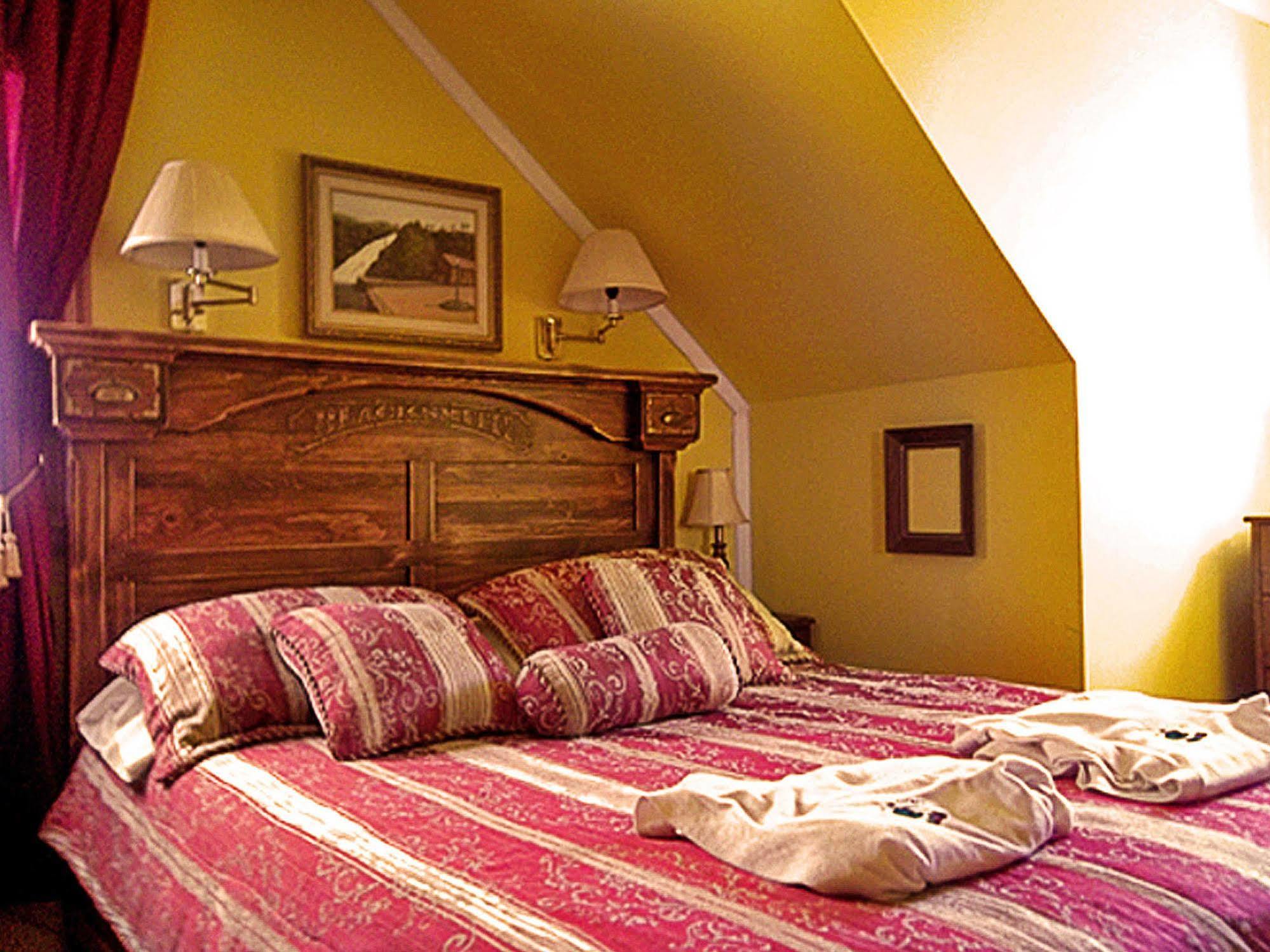 Gite La Halte Du Verger Bed And Breakfast Рив'єр-дю-Лу Екстер'єр фото